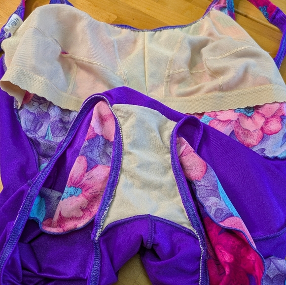 Christina Peplum Hem 80s / 90s Vintage Low Cut Back One Piece Floral Swimsuit - Picture 7 of 10